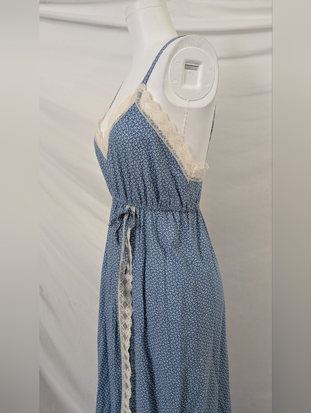 Annie vintage lace trim cotton slip dress - Picture 5 of 15